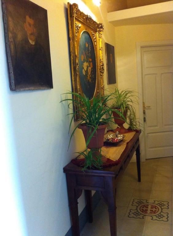 Della Lupa Guest house *