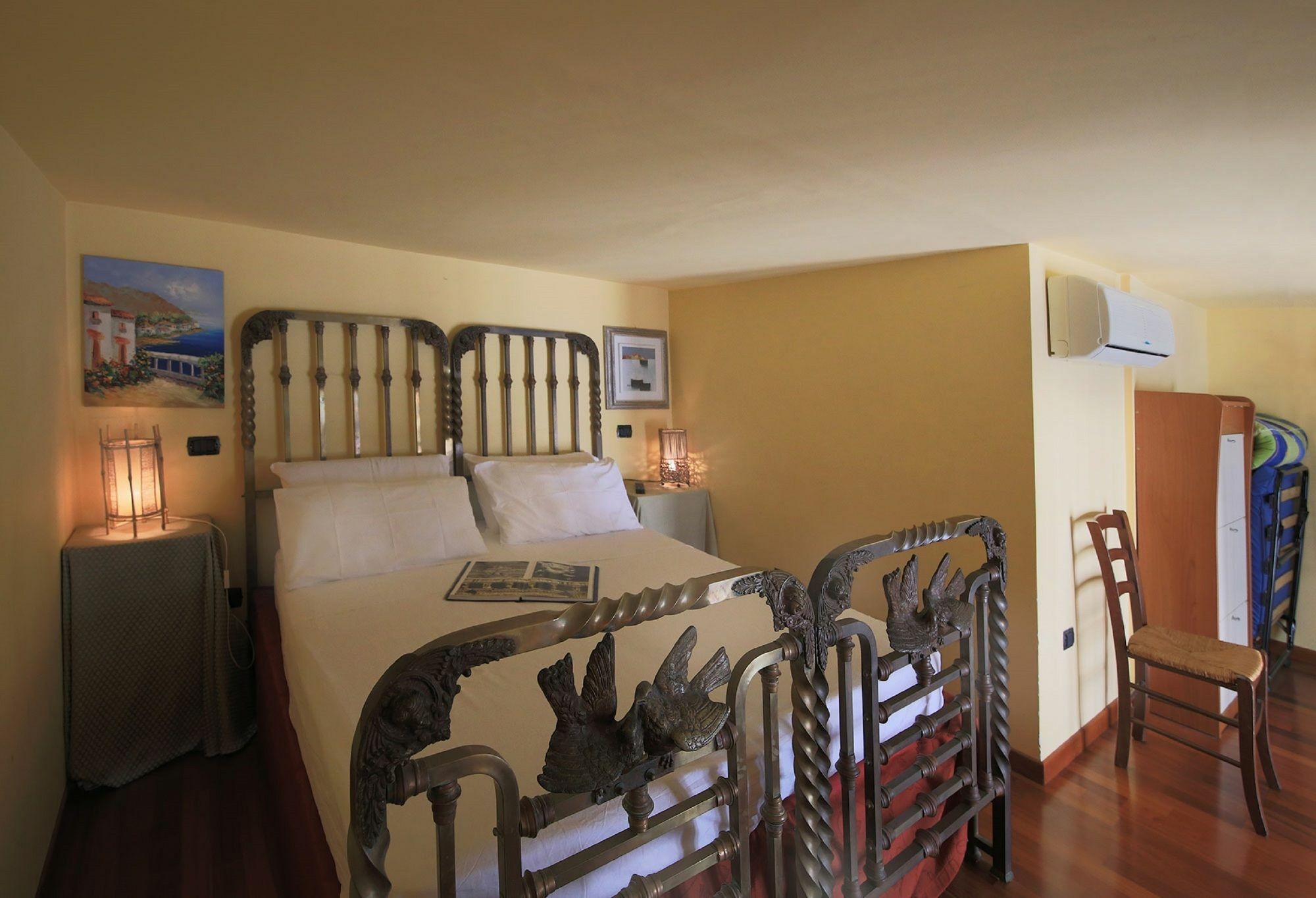 Della Lupa Guest house *